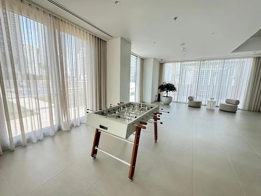 Apartment Glorious Fountain,Opera &Burj Sky View 4Br Apt Dubai